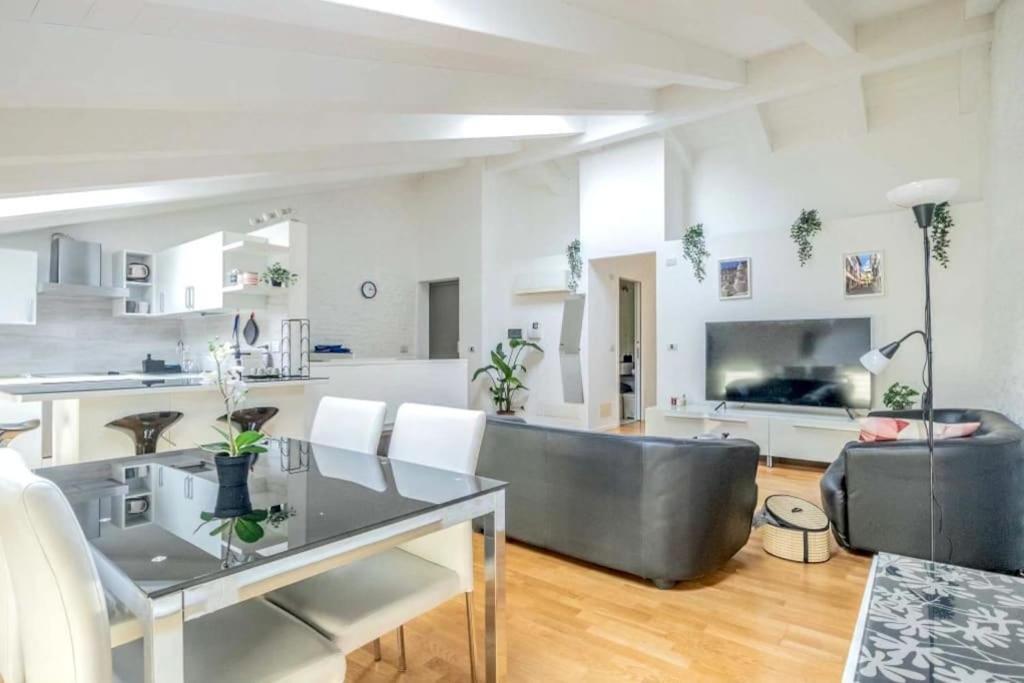 Penthouse Piazza San Giacomo Udine Eksteriør bilde